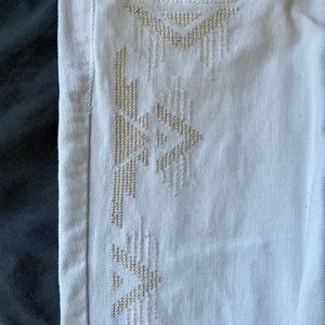 American Eagle Embroidered White Skinny Jeans